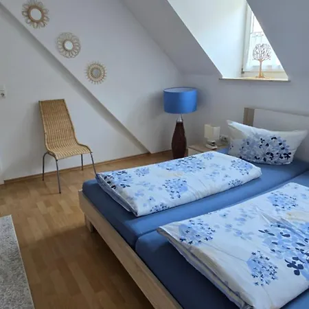 Gemuetlich In 公寓 *